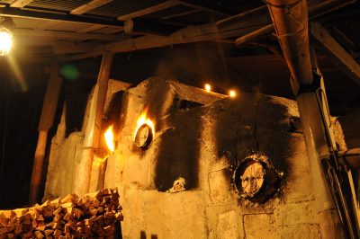 水月窯窯焚き体験 | 歴史文化